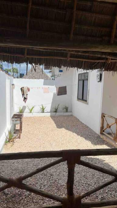 B Home Zanzibar Kiwengwa  Exterior foto