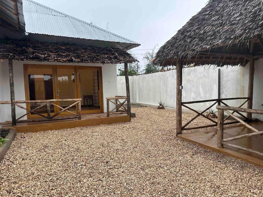 B Home Zanzibar Kiwengwa  Exterior foto